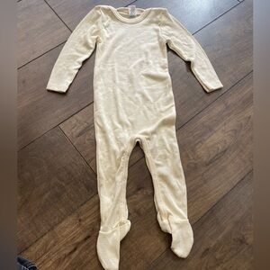 Engel Jammies new 12 months